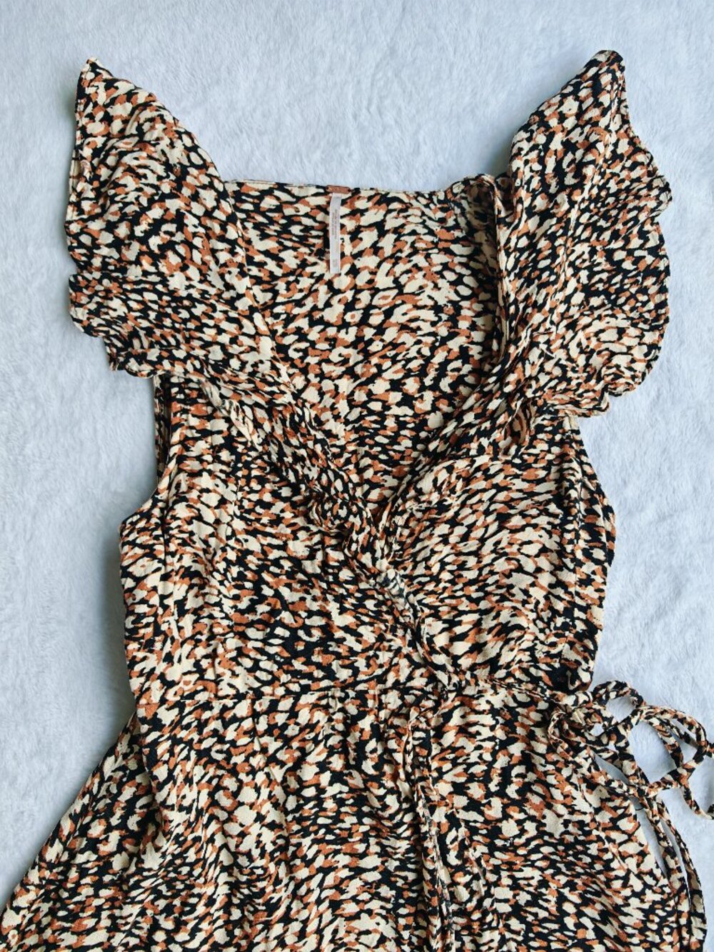 Free People Leopard Print Wrap Mini Dress XS Boho Ruffle Tie Waist Flutter Sleev - Picture 5 of 12